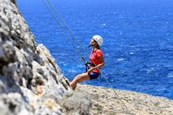 Windsurf Holiday Centre - Karpathos. Climbing.